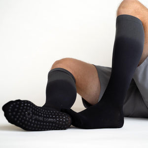 Kiley Compression Ombre Knee High Grip Sock - Dusk/Black